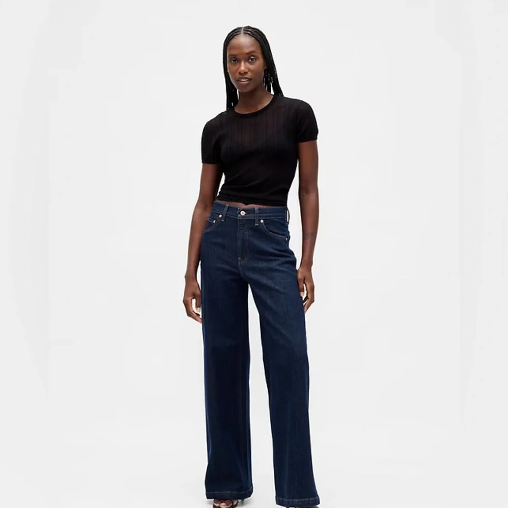 NWT Gap High Rise Wide-Leg Jeans - Picture 2 of 7